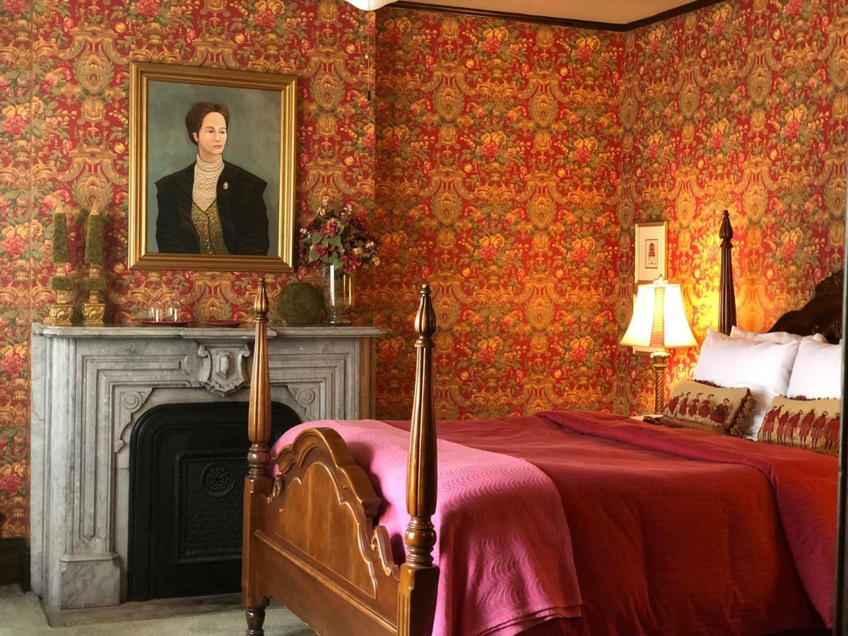 The Inn At Felt Manor Galena Room photo