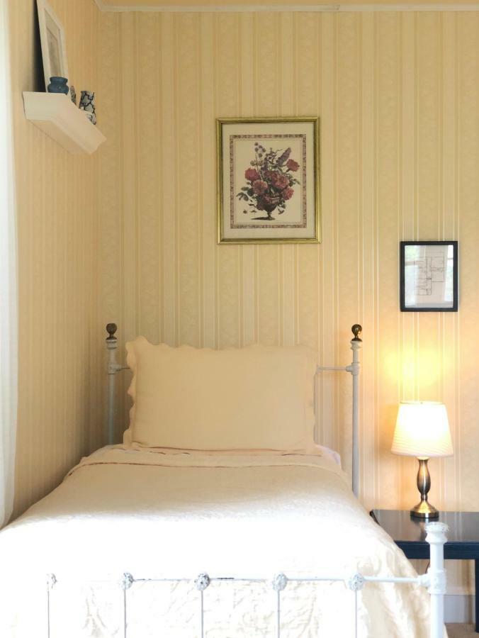 The Inn At Felt Manor Galena Room photo